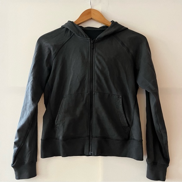 Lululemon Zip-Up - Picture 1 of 6